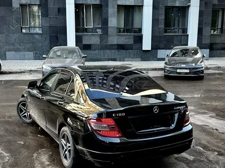 Mercedes-Benz C 180 2009 года за 5 200 000 тг. в Астана – фото 2