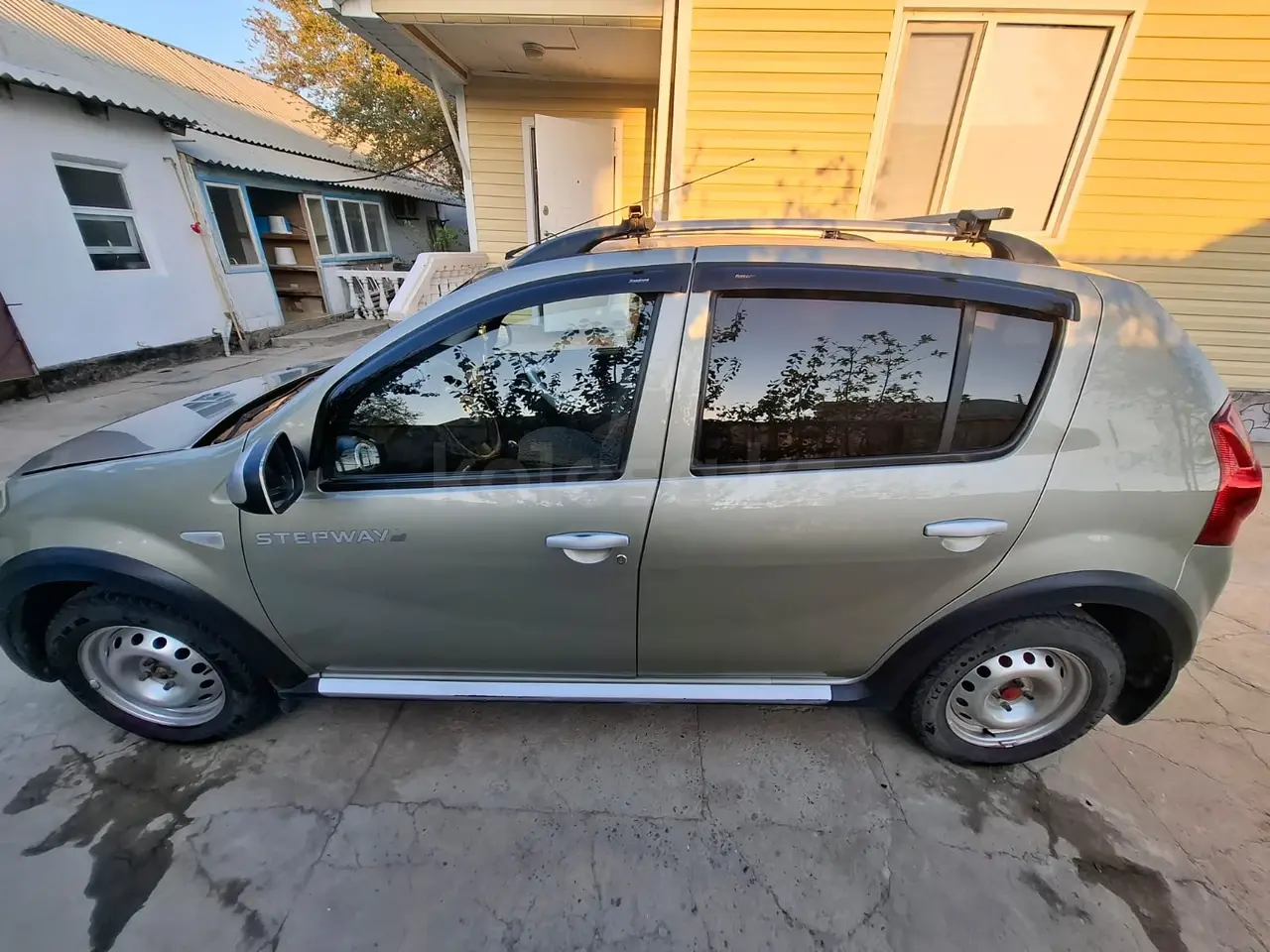 Renault Sandero Stepway, 2013