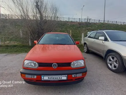 Volkswagen Golf 1993 года за 2 500 000 тг. в Шымкент – фото 2