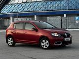 Renault Sandero 2015 годаүшін3 800 000 тг. в Караганда