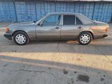 Mercedes-Benz E 200 1991 годаfor2 000 000 тг. в Астана – фото 4