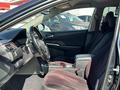 Toyota Camry 2014 года за 10 500 000 тг. в Актобе – фото 11