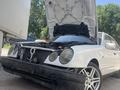Mercedes-Benz E 320 1997 года за 2 400 000 тг. в Шымкент – фото 5