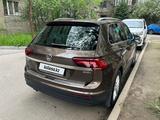 Volkswagen Tiguan 2020 года за 13 500 000 тг. в Алматы – фото 4