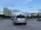 Volkswagen Golf 2001 года за 2 600 000 тг. в Актобе – фото 5
