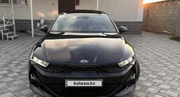 Kia K5 2021 года за 13 000 000 тг. в Тараз