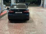 Toyota Camry 2019 года за 12 600 000 тг. в Атырау – фото 4