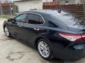 Toyota Camry 2019 годаүшін12 600 000 тг. в Атырау – фото 2