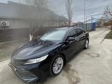 Toyota Camry 2019 года за 12 600 000 тг. в Атырау
