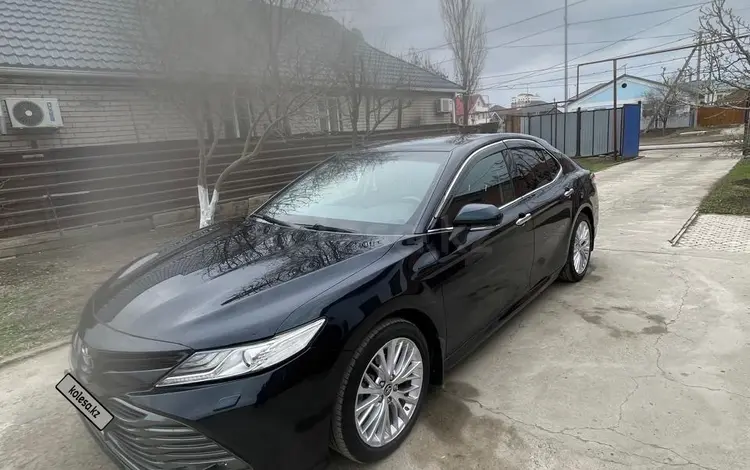 Toyota Camry 2019 годаүшін12 600 000 тг. в Атырау