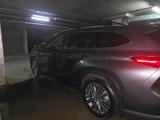 Toyota Highlander 2020 года за 22 500 000 тг. в Алматы – фото 4