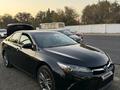 Toyota Camry 2015 года за 6 500 000 тг. в Актобе – фото 2