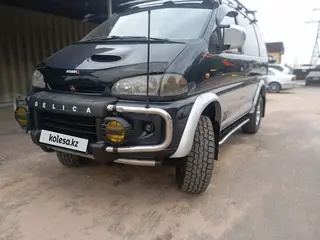 Mitsubishi Delica