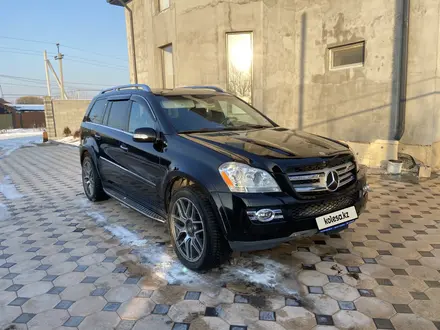 Mercedes-Benz GL 550 2007 года за 6 000 000 тг. в Алматы – фото 3