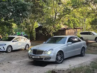 Mercedes-Benz E 280