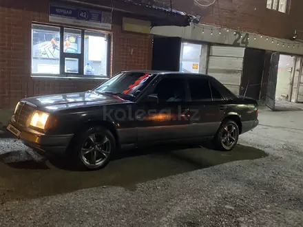 Mercedes-Benz E 230 1990 года за 780 000 тг. в Астана – фото 6