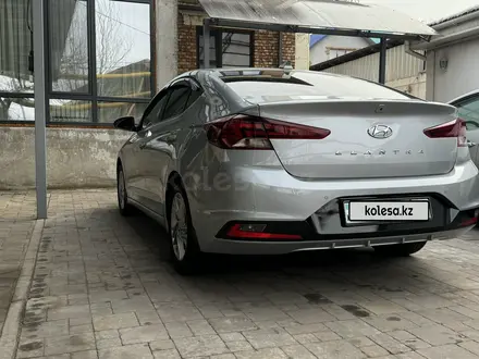 Hyundai Elantra 2019 года за 8 500 000 тг. в Алматы – фото 4