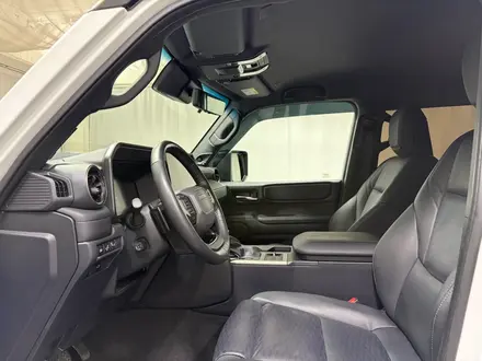Toyota Land Cruiser Prado Luxe 2024 года за 40 900 000 тг. в Алматы – фото 12