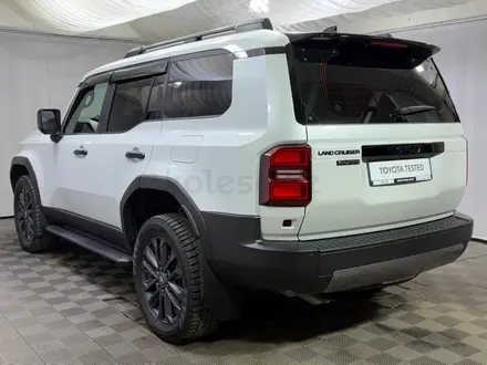 Toyota Land Cruiser Prado Luxe 2024 года за 40 900 000 тг. в Алматы – фото 2