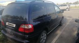 Ford Galaxy 2002 года за 2 400 000 тг. в Уральск – фото 2