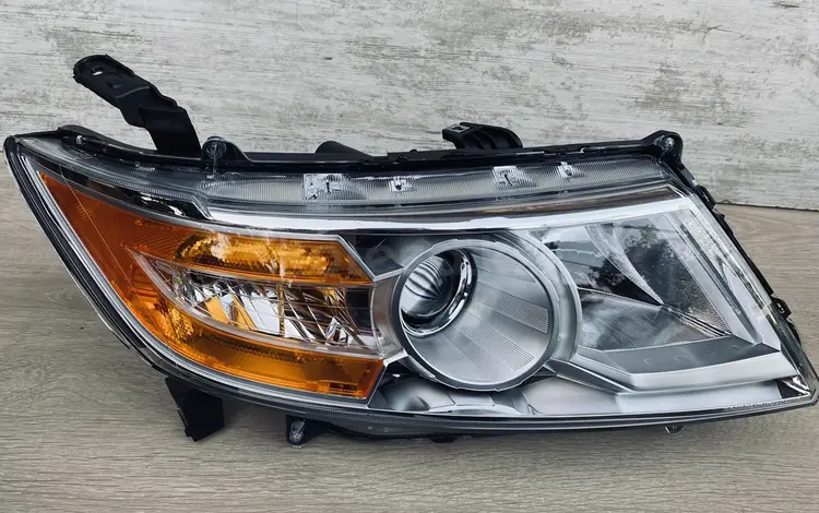 Honda Odyssey USA 2011 фара за 95 000 тг. в Алматы