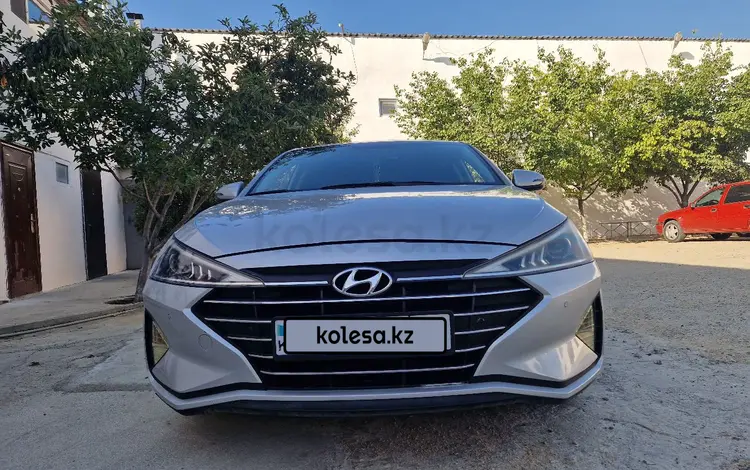 Hyundai Elantra 2019 годаүшін9 500 000 тг. в Актау