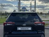 Toyota RAV4 2020 года за 14 800 000 тг. в Астана – фото 5