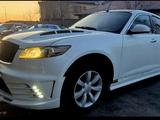 Infiniti FX45 2003 года за 2 000 000 тг. в Атырау – фото 2