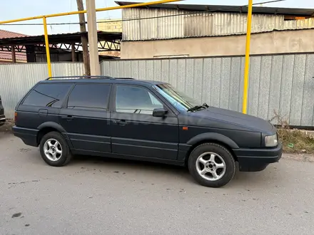 Volkswagen Passat 1993 года за 1 100 000 тг. в Алматы – фото 3