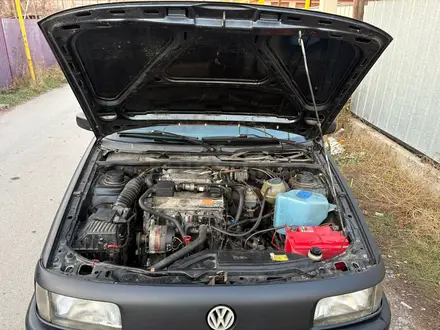 Volkswagen Passat 1993 года за 1 100 000 тг. в Алматы – фото 19