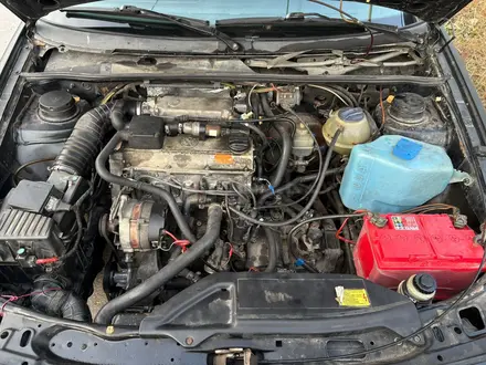 Volkswagen Passat 1993 года за 1 100 000 тг. в Алматы – фото 21