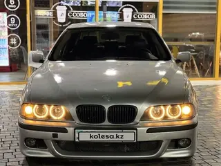 BMW 528