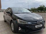 Hyundai Elantra 2020 года за 5 650 000 тг. в Актау