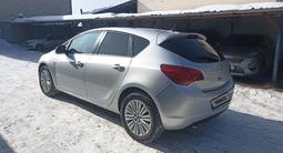 Opel Astra 2011 года за 4 300 000 тг. в Алматы – фото 3