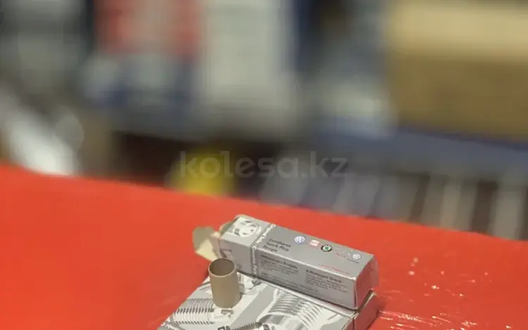 Свечи 4, 2 FSI за 1 000 тг. в Алматы