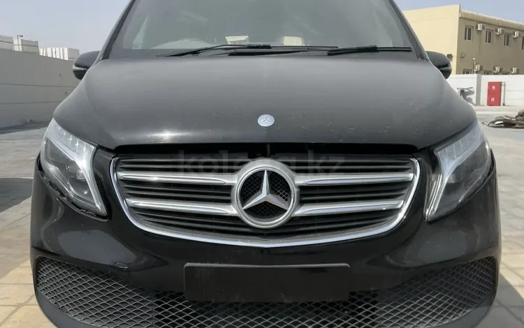 Передняя часть W447 V-class за 400 000 тг. в Алматы