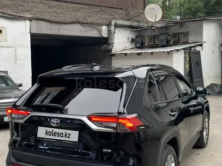Toyota RAV4 2023 года за 18 000 000 тг. в Алматы – фото 3