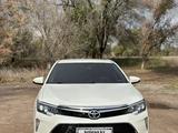 Toyota Camry 2017 годаfor10 000 000 тг. в Алматы – фото 4