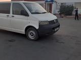 Volkswagen Transporter 2004 годаүшін4 500 000 тг. в Уральск – фото 2