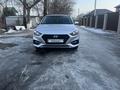 Hyundai Accent 2018 года за 7 500 000 тг. в Уральск – фото 2