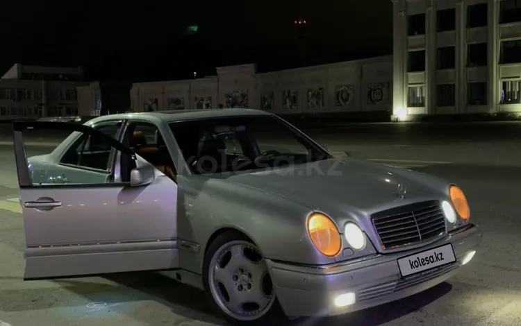 Mercedes-Benz E 320 1998 годаүшін3 900 000 тг. в Алматы