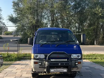 Mitsubishi Delica 1994 года за 1 600 000 тг. в Алматы – фото 2