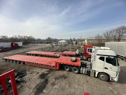 Трала до 80 тонн 14-17м. Китай Казахстан СНГ 2023 года в Алматы