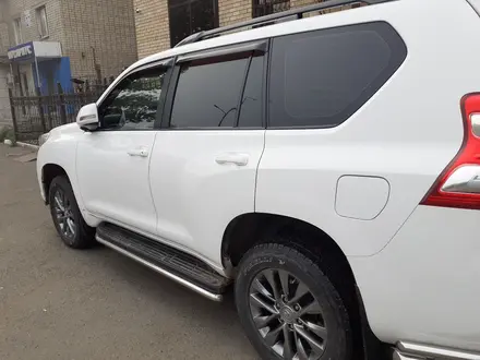 Toyota Land Cruiser Prado 2015 года за 18 550 000 тг. в Уральск