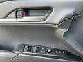 Toyota Camry Luxe 2025 года за 22 590 000 тг. в Алматы – фото 13