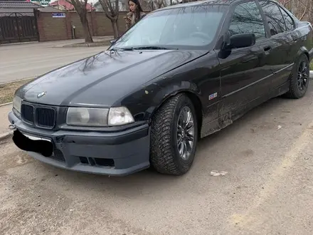 BMW 320 1991 года за 800 000 тг. в Астана