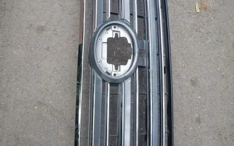 Решетка радиатора тойота Ленд Крузер 200. за 1 000 тг. в Караганда