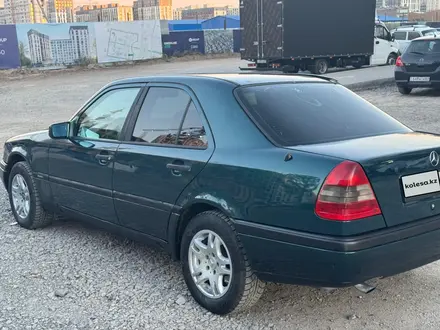 Mercedes-Benz C 180 1994 года за 2 950 000 тг. в Астана – фото 4