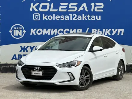 Hyundai Elantra 2018 года за 8 900 000 тг. в Актау