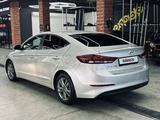 Hyundai Elantra 2018 года за 7 700 000 тг. в Атырау – фото 4